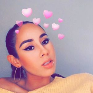 Meet your Posher, Dalila